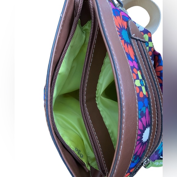 Lily Bloom Crossbody Bag - Picture 6 of 7